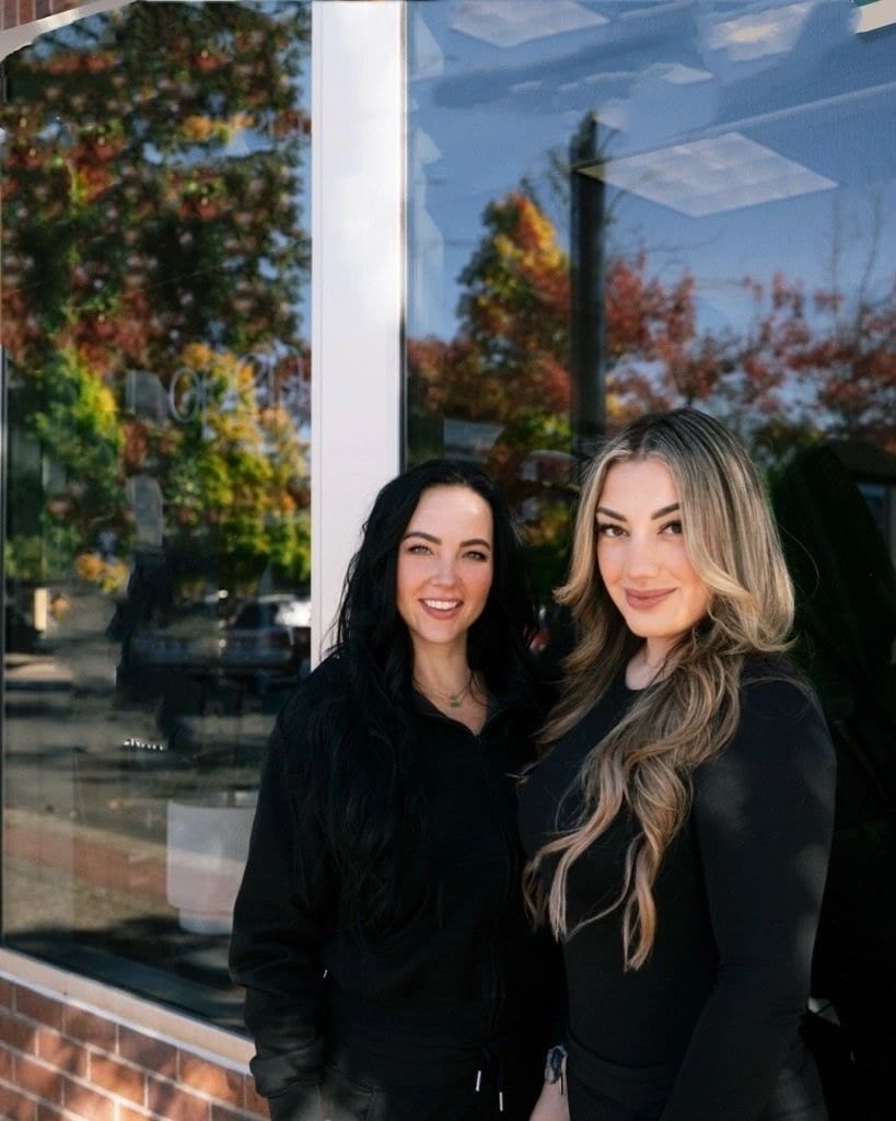 Hydrate Society wellness lounge